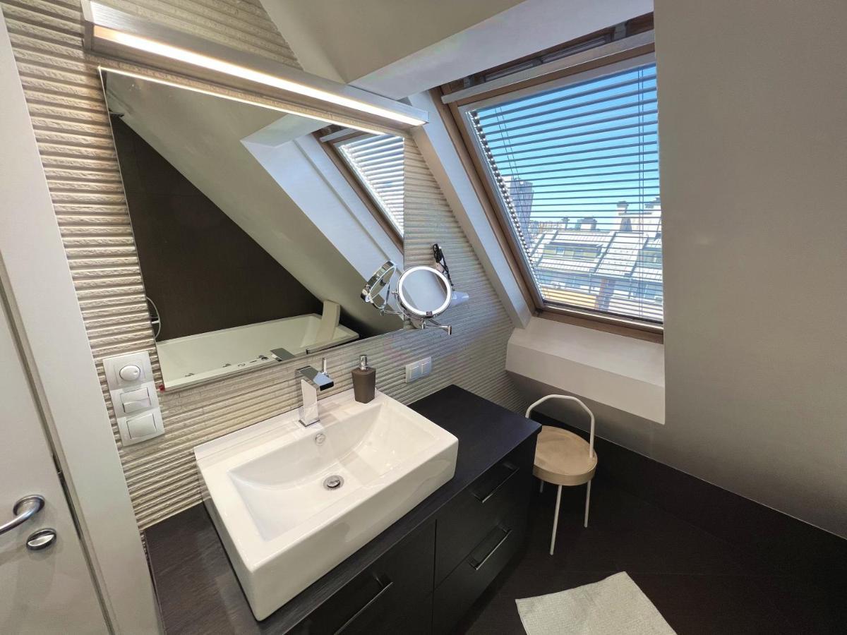 Unique Luxurious Jacuzzi Penthouse Duplex In City Center! 2 Baths! Free Parking! Sofya Dış mekan fotoğraf