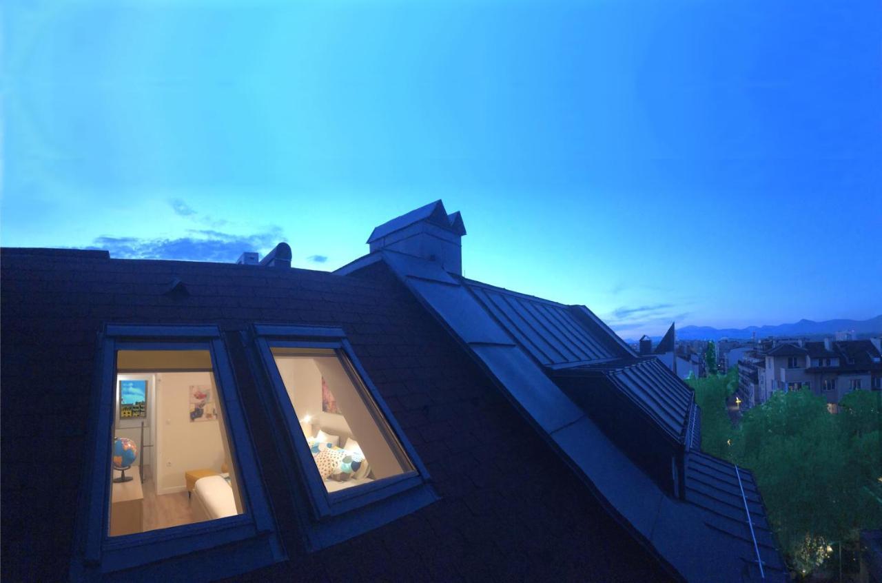 Unique Luxurious Jacuzzi Penthouse Duplex In City Center! 2 Baths! Free Parking! Sofya Dış mekan fotoğraf